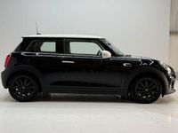 Gebraucht Mini Cooper D Pepper 116 PS (85 kW) 2018 Schwarz Kleinwagen