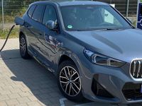 gebraucht BMW iX1 iX1xDrive30 M Sportpaket Premium Comfort H&K