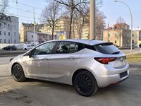 Gebraucht Opel Astra Edition 110 PS (80 kW) 2016 Silber Limousine