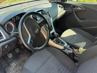 Gebraucht Opel Astra 90 PS (66 kW) 2013 Kleinwagen