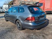 Gebraucht VW Golf VI Comfortline 122 PS (89 kW) 2010 Grau Kleinwagen