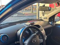 Gebraucht Toyota Aygo 68 PS (50 kW) 2009 Blau Kleinwagen