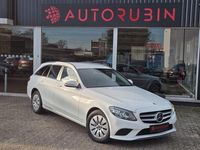Gebraucht Mercedes C180 156 PS (114 kW) 2020 Polarweiss Kombi