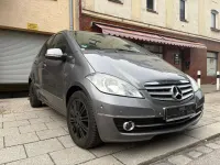 Gebraucht Mercedes A160 Avantgarde 95 PS (69 kW) 2009 Grau Van / Kleinbus