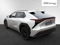 Gebraucht Toyota bZ4X Basis 150 kW (204 PS) 2022 Cosmicsilber metallic SUV