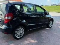 Gebraucht Mercedes A160 Elegance 95 PS (69 kW) 2012 Schwarz Kleinwagen