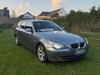 Gebraucht BMW 530 235 PS (172 kW) 2009 Silber Kombi