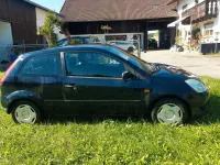 Gebraucht Ford Fiesta 60 PS (44 kW) 2003 Blau Kleinwagen