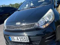 Gebraucht Kia Rio 84 PS (61 kW) 2016 Schwarz Kleinwagen