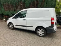 Gebraucht Ford Transit Trend 101 PS (74 kW) 2020 Frostweiß Van / Kleinbus