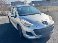 Gebraucht Peugeot 207 95 PS (69 kW) 2010 Silber Limousine