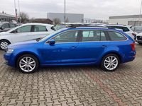 Gebraucht Skoda Octavia Elegance 179 PS (131 kW) 2014 Blau Kleinwagen
