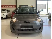 Gebraucht Fiat 500e Basis 86 kW (118 PS) 2023 Mineral grau) (grau Kleinwagen