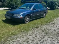 Gebraucht Volvo V40 122 PS (89 kW) 2000 Blau Kombi