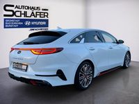 Gebraucht Kia ProCeed GT 204 PS (150 kW) 2019 (hw2) deluxeweiss met. Kombi