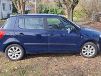 Gebraucht Skoda Fabia 60 PS (44 kW) 2012 Blau Limousine