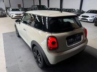 Gebraucht Mini ONE 102 PS (75 kW) 2016 Weiß Kleinwagen
