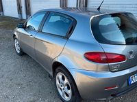 Gebraucht Alfa Romeo 147 120 PS (88 kW) 2005 Silber Kleinwagen