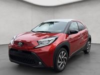 Neu Toyota Aygo X Play 72 PS (52 kW) 2025 Beige SUV