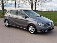 Gebraucht Mercedes B200 156 PS (114 kW) 2014 Grau Van / Kleinbus