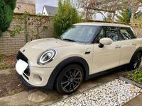 Gebraucht Mini Cooper 136 PS (100 kW) 2019 Weiß Kleinwagen