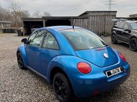 Gebraucht VW New Beetle 116 PS (85 kW) 1999 Blau Kleinwagen
