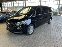 Gebraucht Mercedes V300 Avantgarde 237 PS (174 kW) 2025 Obsidianschwarz metallic Van / Kleinbus