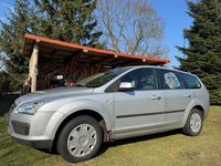Gebraucht Ford Focus Style 101 PS (74 kW) 2007 Grau Kombi