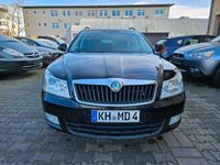 gebraucht Skoda Octavia Combi 1.6 TDI DSG*Navi*Leder*PDC*