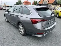 Gebraucht Skoda Octavia Scout 4x4 200 PS (147 kW) 2023 Graphite grey Kombi