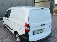 Gebraucht Ford Courier Trend 101 PS (74 kW) 2020 Weiß Van / Kleinbus