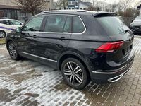 Gebraucht VW Tiguan Elegance 150 PS (110 kW) 2021 Deep black perleffekt SUV
