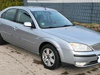 Gebraucht Ford Mondeo 125 PS (91 kW) 2004 Grau Limousine