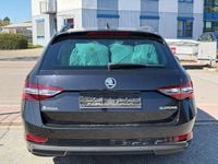 Gebraucht Skoda Superb Ambition 190 PS (139 kW) 2018 Schwarz Kombi