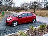 Gebraucht Kia Rio 86 PS (63 kW) 2013 Rot Kleinwagen