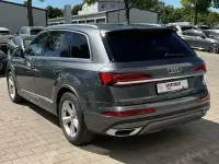 Usado Audi Q7 S-Line 231 HP (169 kW) 2022 Cinzento SUV