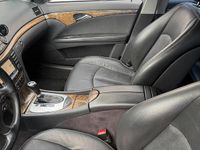 Gebraucht Mercedes E350 Avantgarde 272 PS (200 kW) 2005 Schwarz Limousine