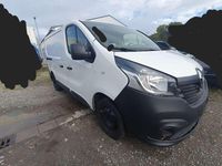 Gebraucht Renault Trafic Komfort 120 PS (88 kW) 2016 Gletscherweiss Van / Kleinbus
