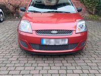 Gebraucht Ford Fiesta 75 PS (55 kW) 2006 Rot Kleinwagen