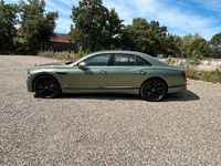 Gebraucht Bentley Flying Spur Mulliner 544 PS (400 kW) 2022 Grün Limousine