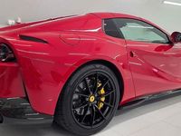 Gebraucht Ferrari 812 799 PS (587 kW) 2023 Rot Cabrio