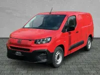 Neu Fiat Doblò 131 PS (96 kW) 2026 Feuerrot Van / Kleinbus