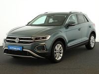 Gebraucht VW T-Roc Style 150 PS (110 kW) 2024 Petroleum blue metallic SUV