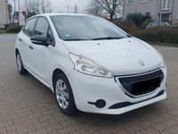 Gebraucht Peugeot 208 Access 68 PS (50 kW) 2014 Weiß Kleinwagen