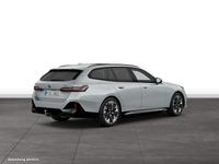 Gebraucht BMW i5 M Sport 250 kW (340 PS) 2025 Grau Kombi