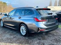 Gebraucht BMW 320 190 PS (139 kW) 2022 Grau Kombi