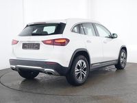 Gebraucht Mercedes GLA200 Progressive 150 PS (110 kW) 2025 Unilack polarweiß SUV