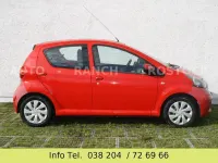 Gebraucht Toyota Aygo Cool 68 PS (50 kW) 2007 Rot Kleinwagen