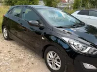 Gebraucht Hyundai i30 100 PS (73 kW) 2014 Schwarz Limousine