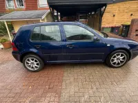 Gebraucht VW Golf IV 75 PS (55 kW) 2001 Blau Kleinwagen